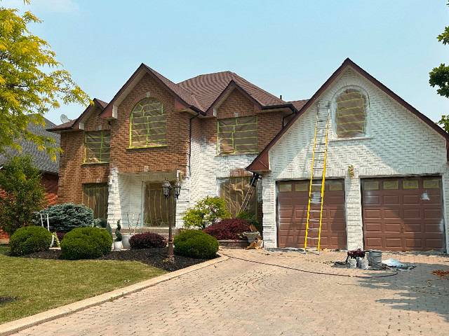 Exterior Painting  %20 OFF in Painters & Painting in Markham / York Region