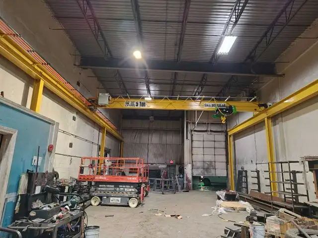 overhead cranes in Other Business & Industrial in Barrie - Image 8