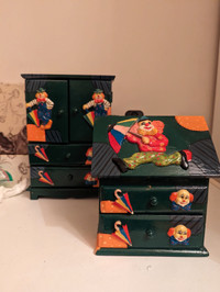 Set of jewlery mini armoires