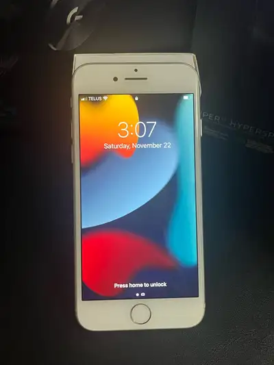 Apple iPhone 7, View more