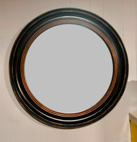 FEISS Round Gold & Black - 34” dia. Mirror -  Rustic 4" Fame