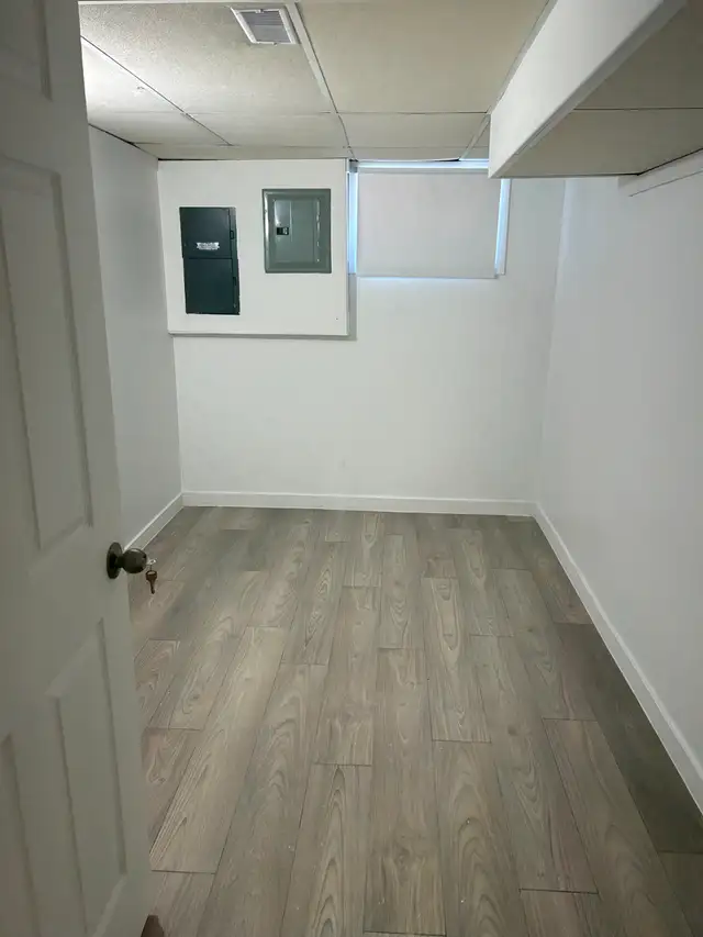Private Room for Rent — Stittsville (Near Kanata) | $780/month A in Room Rentals & Roommates in Ottawa - Image 5