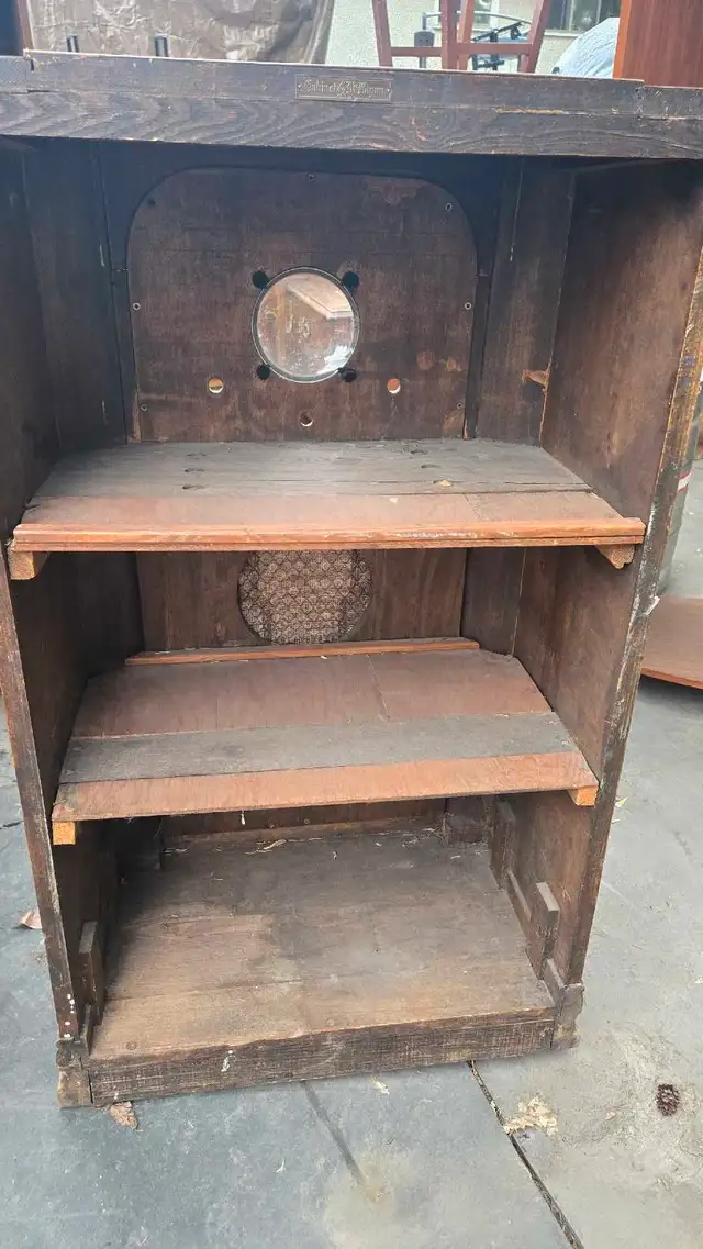 decorative tube radio shelf  in Bookcases & Shelving Units in Edmonton - Image 3