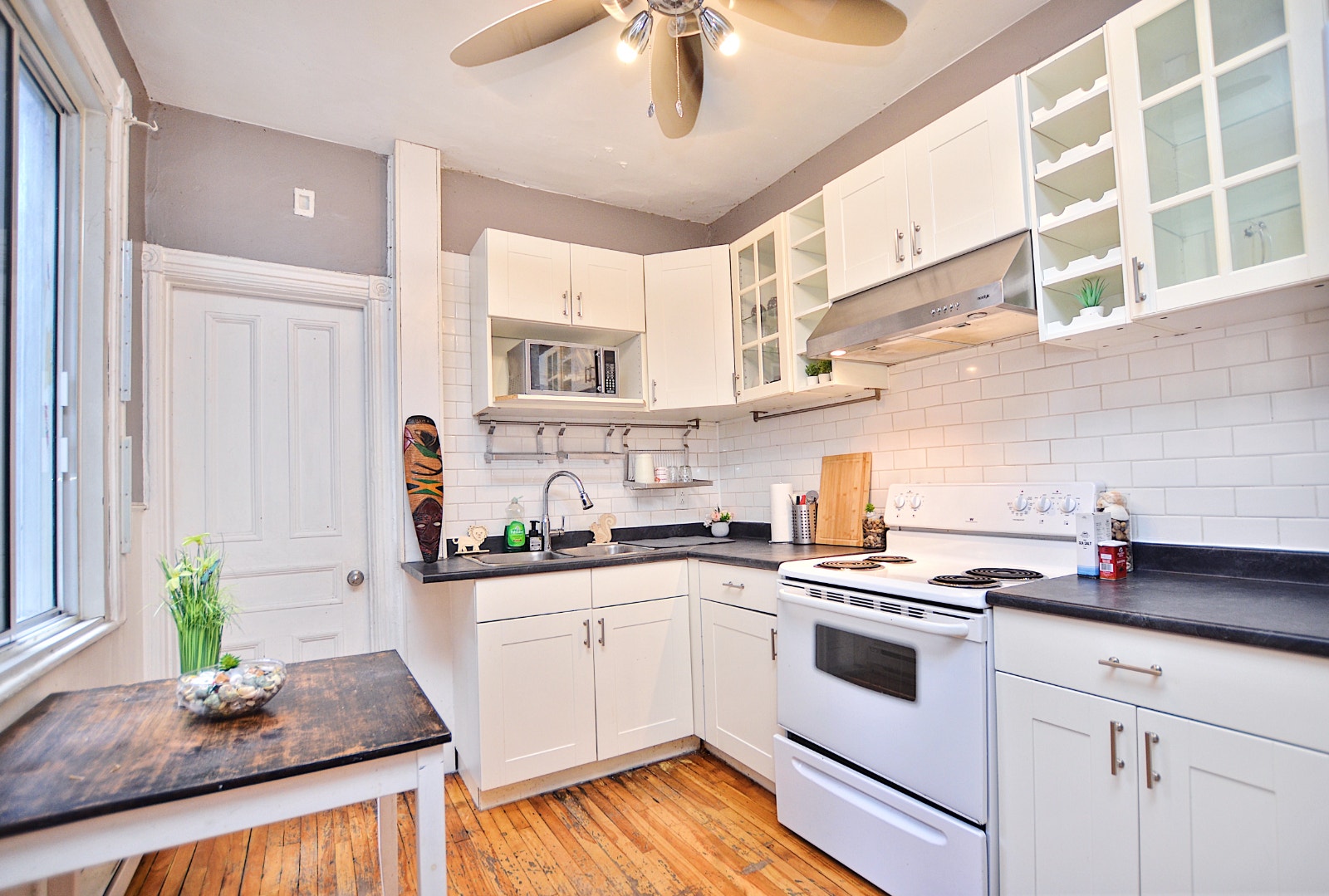 LARGE ROOM ALL INCLUDED IN THE HEART OF THE PLATEAU — photo 1