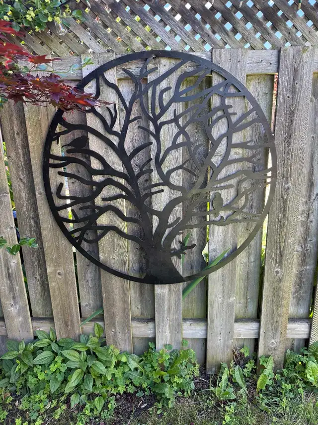 39" Tree of Life Metal Wall Art in Home Décor & Accents in Barrie - Image 4