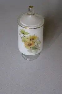 Bonbonnière/ bibelot/ vase vintage