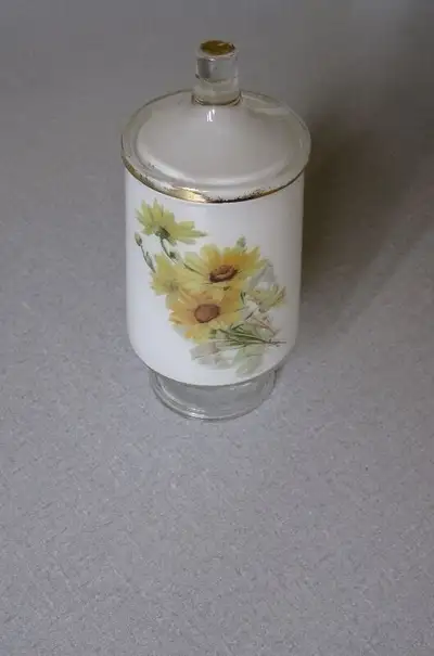 Bonbonnière/ bibelot/ vase vintage, View more