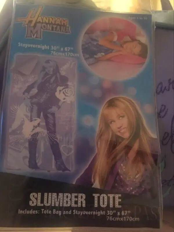 HANNAH MONTANA TOTE/SLEEPING BAG - BRAND NEW62854391739394121