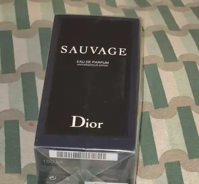 Dior Sauvage, View more