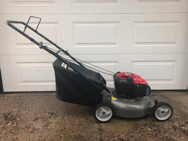 CRAFTSMAN GAS MOWER...BEAST OF A MACHINE... in Lawnmowers & Leaf Blowers in Calgary - Image 2