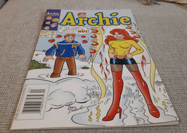 Comic Archie #446 Hot Cheryl Blossom (1998) dans Bandes dessinées  à Laval/Rive Nord - Image 2