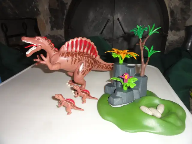 Playmobil Dinosaures  Vintage 2006 in Toys & Games in Québec City - Image 2