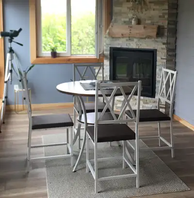 Reduced!!! Round Dining Set - New, View more