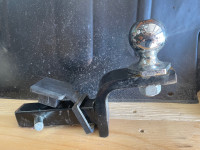1 1/4 trailer hitch with 2” ball