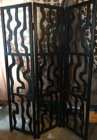 Dark wood screen