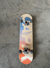 Capix Zulu Prebuilt Skateboard, barely used