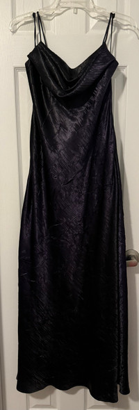 Prom evening wedding dress dark purple size 8 petite