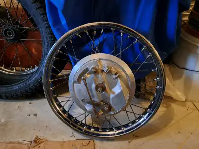 Triumph/BSA TLS front wheel