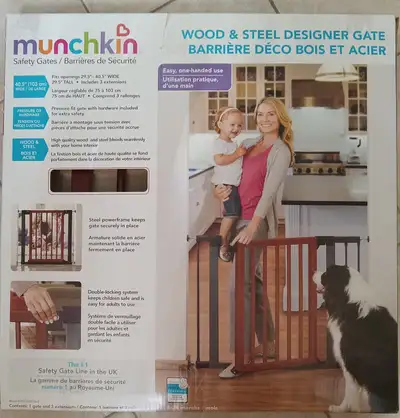 Munchkin Wood & Steel Baby Gate – Brand New In Box, View more