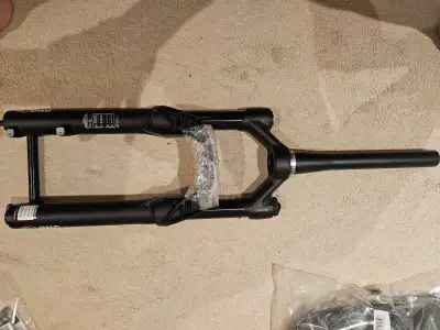 MANITOU JUNIT 32 COMP 20 1.5" TAPERED  100mm BLACK FOR SALE !!!, View more