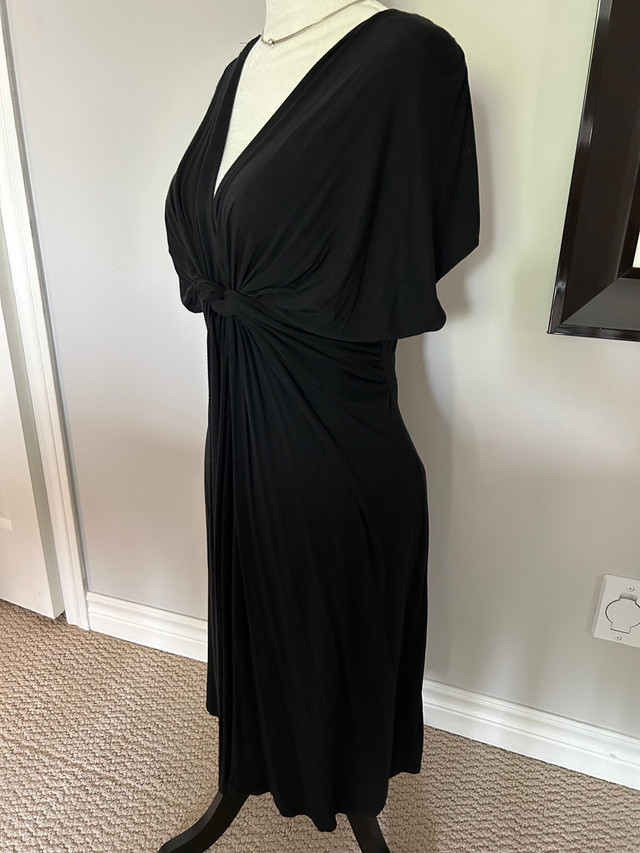 Lori M stretchy black dress with knotted bustline in Women's - Dresses & Skirts in Markham / York Region - Image 2