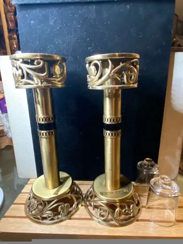 Vtg. Pair of Oppenheim Brass/Bronze Shabbat/Jewish Grape/Pom. Ca in Arts & Collectibles in Vancouver - Image 8