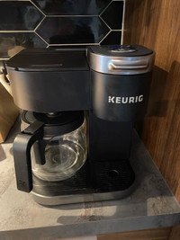 Keurig K-Duo avec K-cup réutilisable 