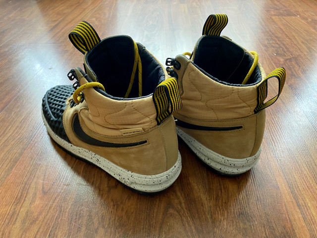 Nike Lunar Force Duck boot Men’s Size 9 in Men's Shoes in Winnipeg - Image 3