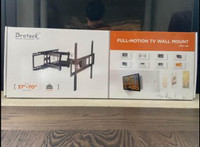 Full Motion TV Wall Mount for 37 - 70 Inch Flat And Curved TVs