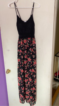 Summer dress- size small