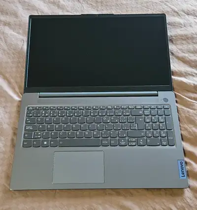 $1200 new, selling this perfect condition, 7-month-old Lenovo IdeaPad Slim 3, 15.6" laptop for $900...