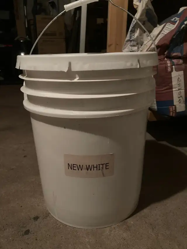 New White Latex Paint 5 Gallons    ~     $75 in Painting & Paint Supplies in Hamilton - Image 3