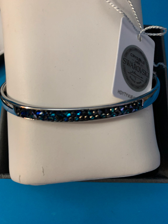New w/tag,box Swarovski Bangle$35/Bracelet/Jewllery set $50 up in Jewellery & Watches in Markham / York Region - Image 2