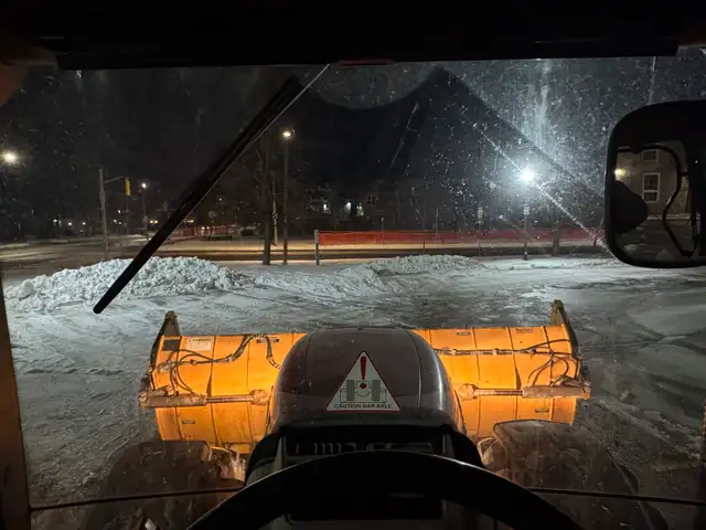 snow operators569705099397048321