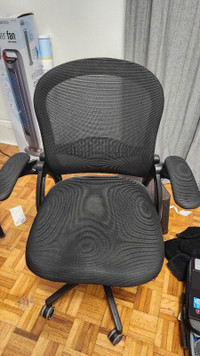 Office chair almost new condition