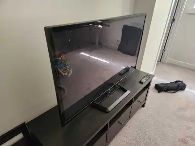 50 inch LG Plasma TV 50PA4500, View more
