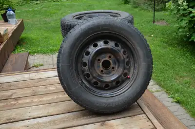4 - 175/70 R 14 winter tires mounted on original rims
