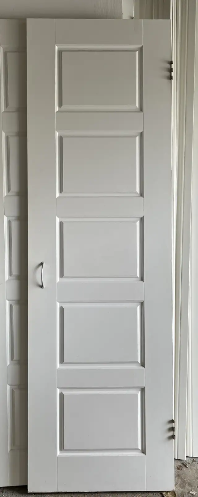 Various doors and closet doors in Windows, Doors & Trim in City of Montréal - Image 2