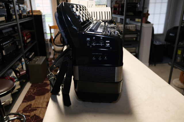 Roland FR8X Chromatic Accordion in Other in Oakville / Halton Region - Image 3