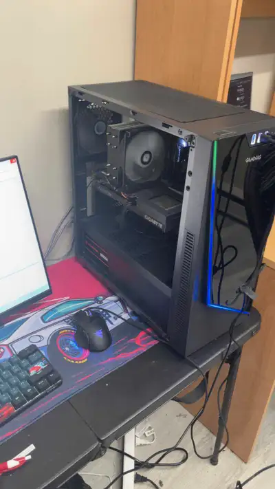 Clean and powerful PC, ready to go. DM if interested – need gone. Can trades.Can haggle a little bit...
