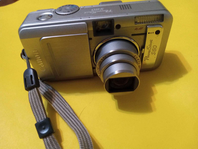 Canon Powershot S60 Digital Camera 5.0 Mega Pixels in Cameras & Camcorders in City of Toronto - Image 3