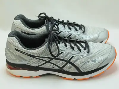 * Color: Silver / Black / Hot Orange * Men’s Size US = 13 / EUR = 48 / CM = 30.5 * Model Number: T70...