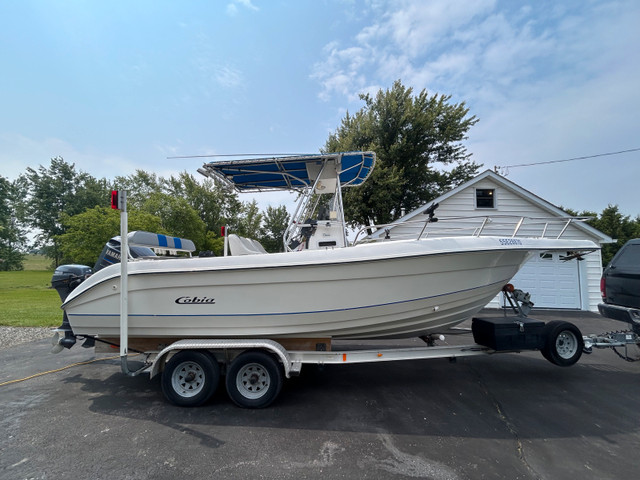 cobia 24 foot centre console  in Powerboats & Motorboats in Leamington - Image 4