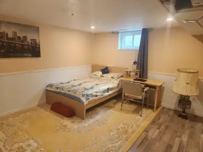 Huge Bedroom Suite near Humber College, York Univ in Toronto