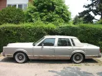 RARE 1988 LINCOLN TOWN CAR CARTIER FOR RESTORATION OR PARTS CAR