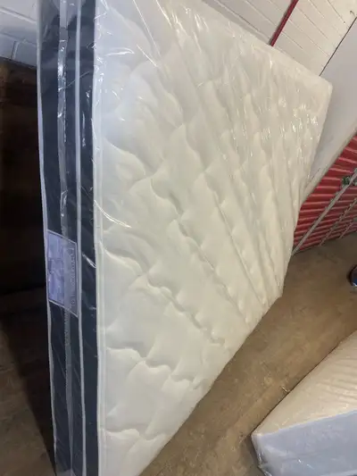 Brand New KING SOMMEX MAttress $599 Platform $99 , View more