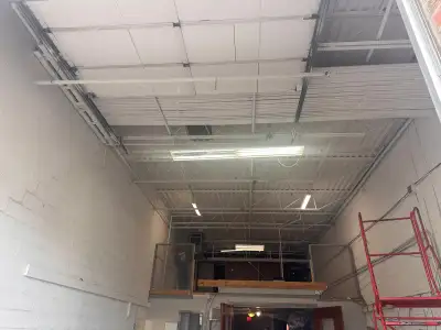 2,000 sq ft warehouse in a prime location for rent with an efficient layout offering approximately 7...