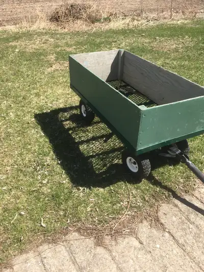 Located 15 minutes west of Walkerton. This is a heavy duty gardening wagon, carry your plants down t...