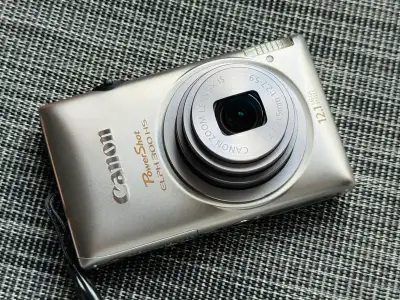 * CANON ELPH 300 HS Point and Shoot 12.1 Mega Pixel MINT MINT MI, View more