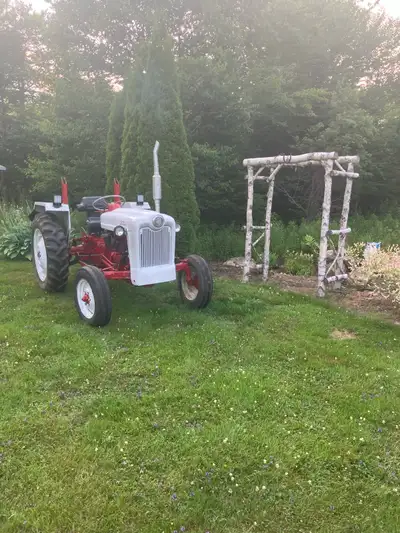 Excellent working tractor. Like new rear tires